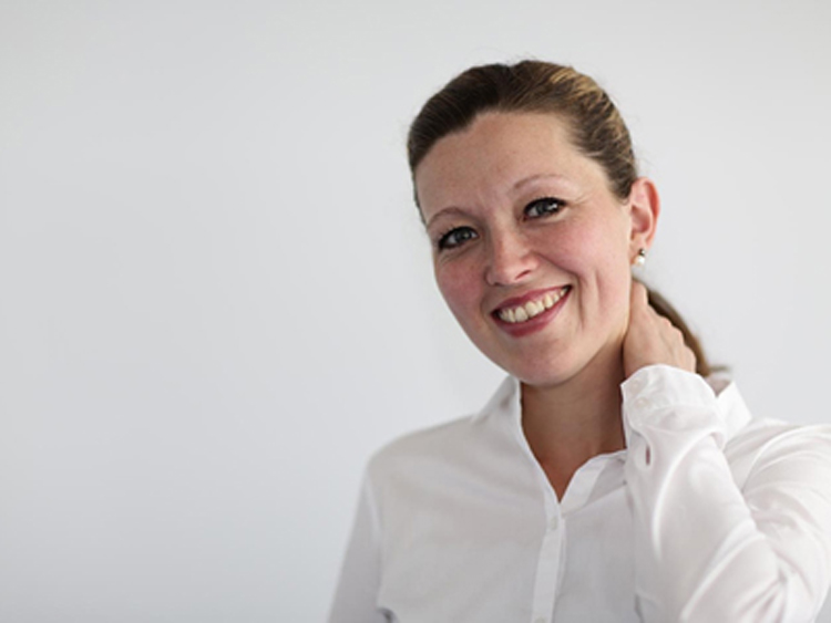 Dr. Christina Münch | Pferde für unsere Kinder e.V. Dr. Christina Münch | Pferde für unsere Kinder e.V.