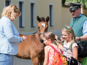 Kindertag_Hauptgestuet-Graditz_Fohlentaufe_Sächsische_Gestütsverwaltung