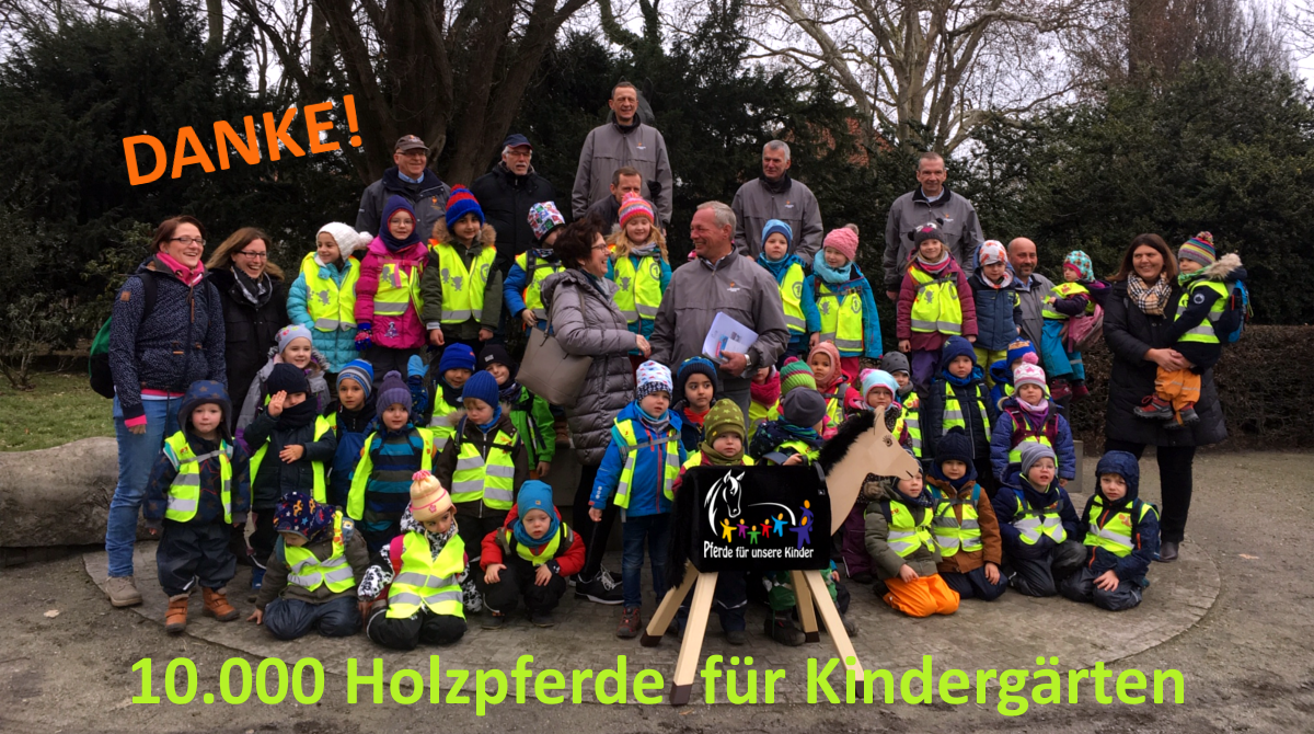 Holzpferdeübergabe 2019 Celler Verein der Freunde und Mitarbeiter des Landgestüts