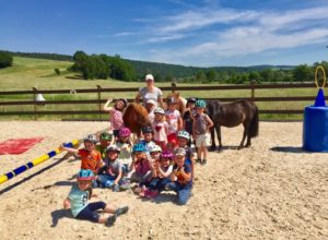 Pferde für unsere Kinder e.V. Pferdeerlebnistag - Tina Eisenbach PferdeFairStand