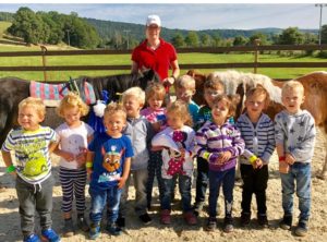 Pferde für unsere Kinder e.V. Pferdeerlebnistag - Tina Eisenbach PferdeFairStand