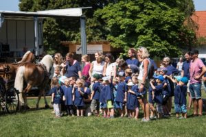 PfuKeV-Projekt 10.000 Holzpferde für Kindergärten - RFV Renningen-Malmsheim