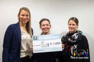 Spendenübergabe koelnmesse an PfuKeV - Ines Rathke, Dr. Christina Münch, Caterina Steffen 2019-12-06