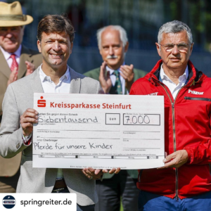Deutsches Springreiter-Team spenden an Pferde für unsere Kinder e.V.- Foto info@Sportfotos-Lafrentz.de